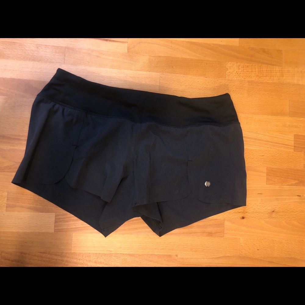 Brooks 3 inch Athletic shorts